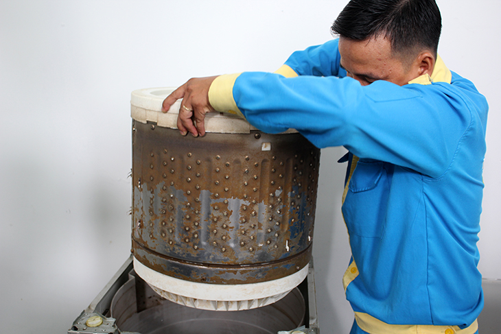5 buoc ve sinh may giat don gian ban co the tu lam tai nha 43