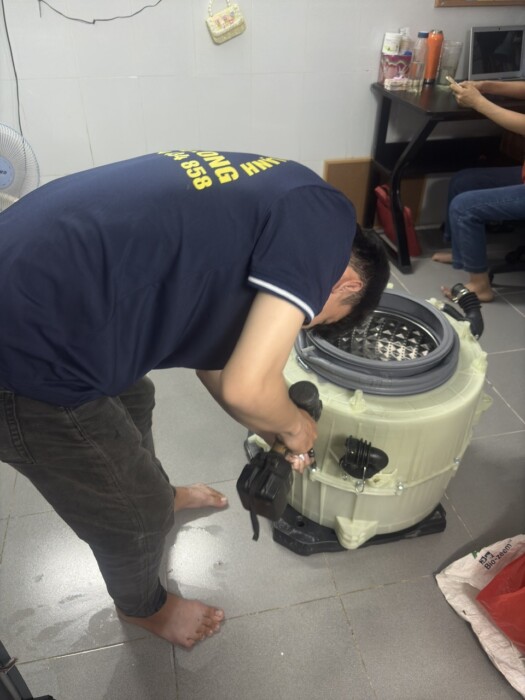 Giá Thay Chảng Ba Máy Giặt Tại Bình Dương