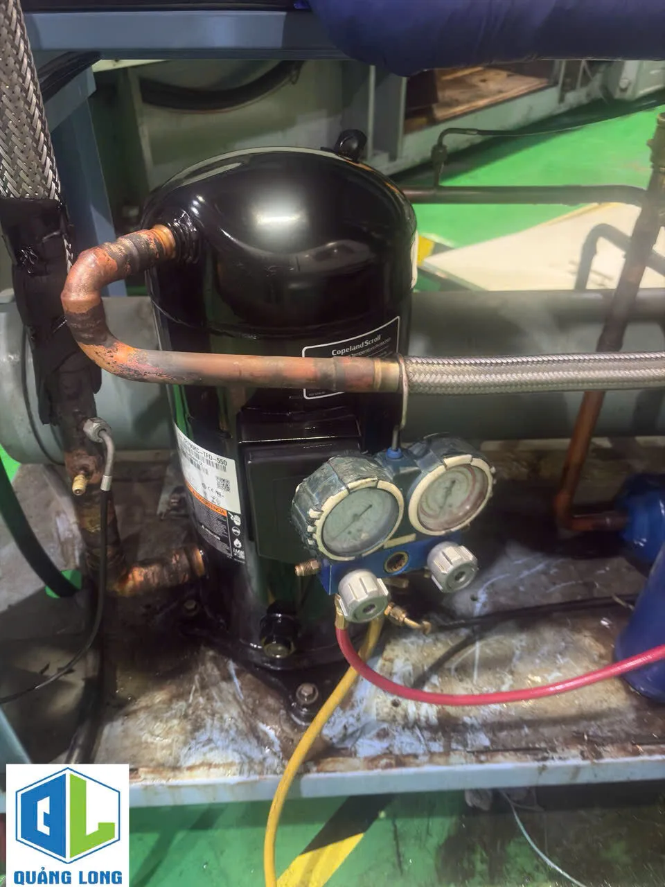 máy lạnh giấu trần nối ống gió